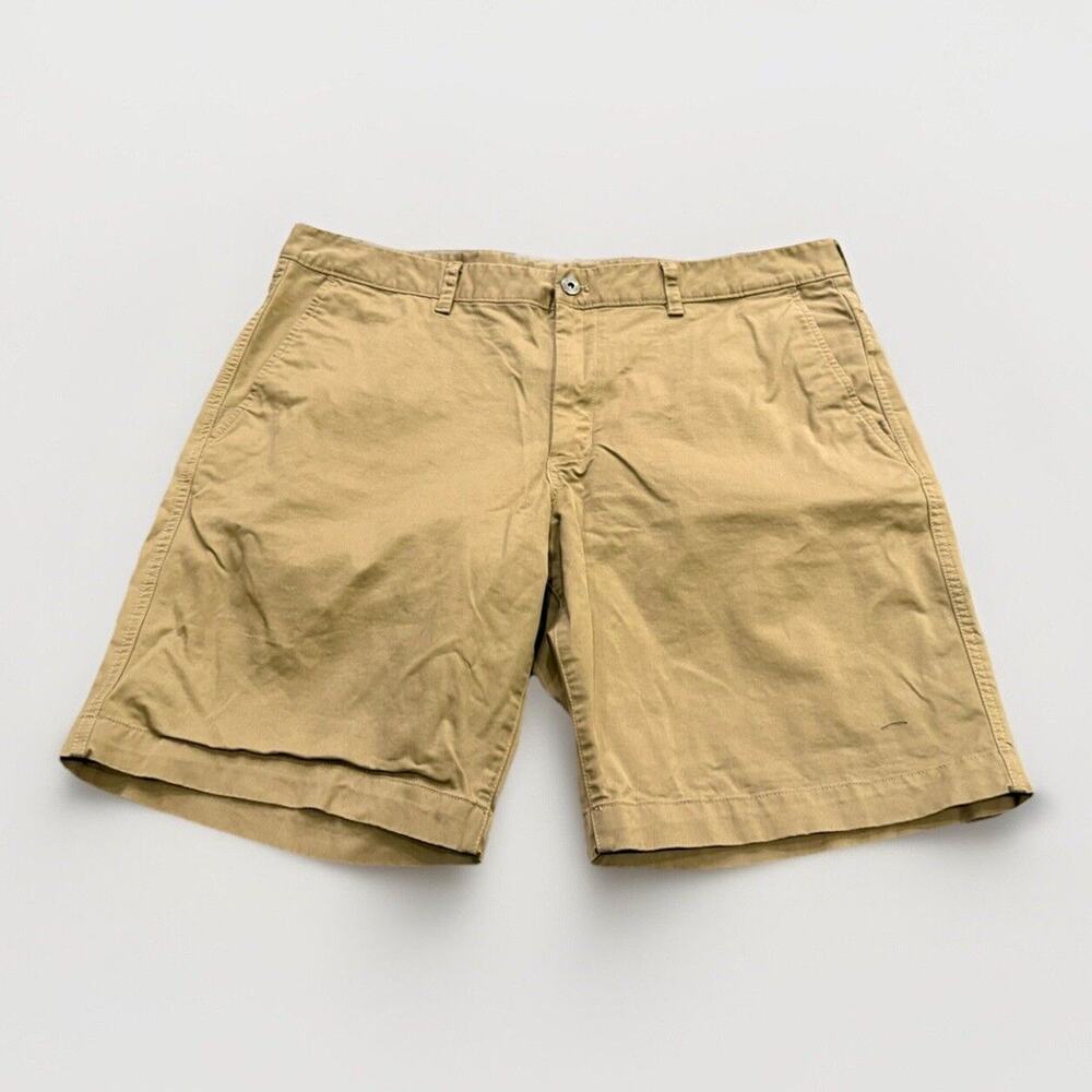 The North Face Mens Khaki Beige Outdoor Hiking Casual Zip Back Pocket Shorts 40